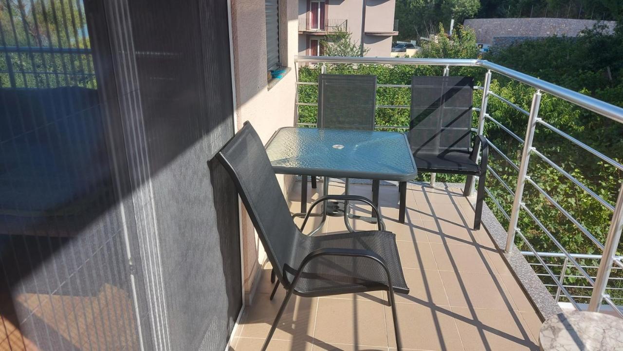 Ana V-peshtani Apartamento Ohrid